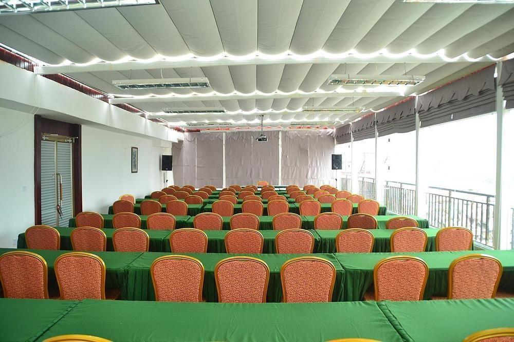 Elite Garden Hotel หยางซั่ว ภายนอก รูปภาพ