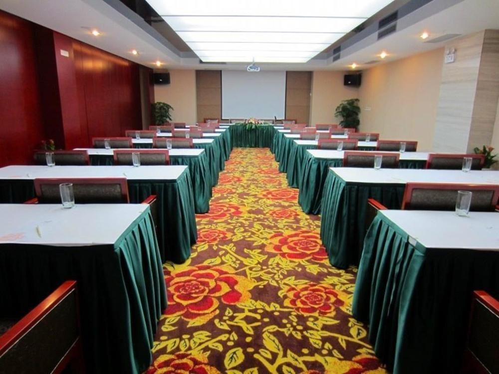 Elite Garden Hotel หยางซั่ว ภายนอก รูปภาพ