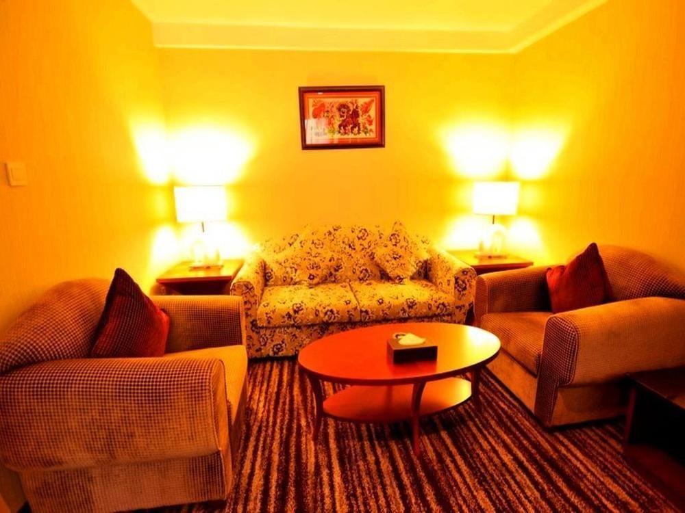 Elite Garden Hotel หยางซั่ว ภายนอก รูปภาพ